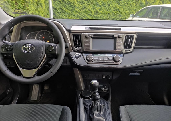 Toyota RAV4 cena 47900 przebieg: 246000, rok produkcji 2013 z Jutrosin małe 154
